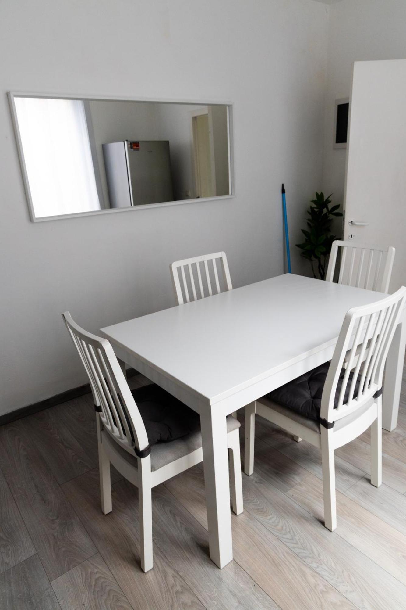 Confortable Avec Garage Premier Etage Sans Terrasse Appartement *